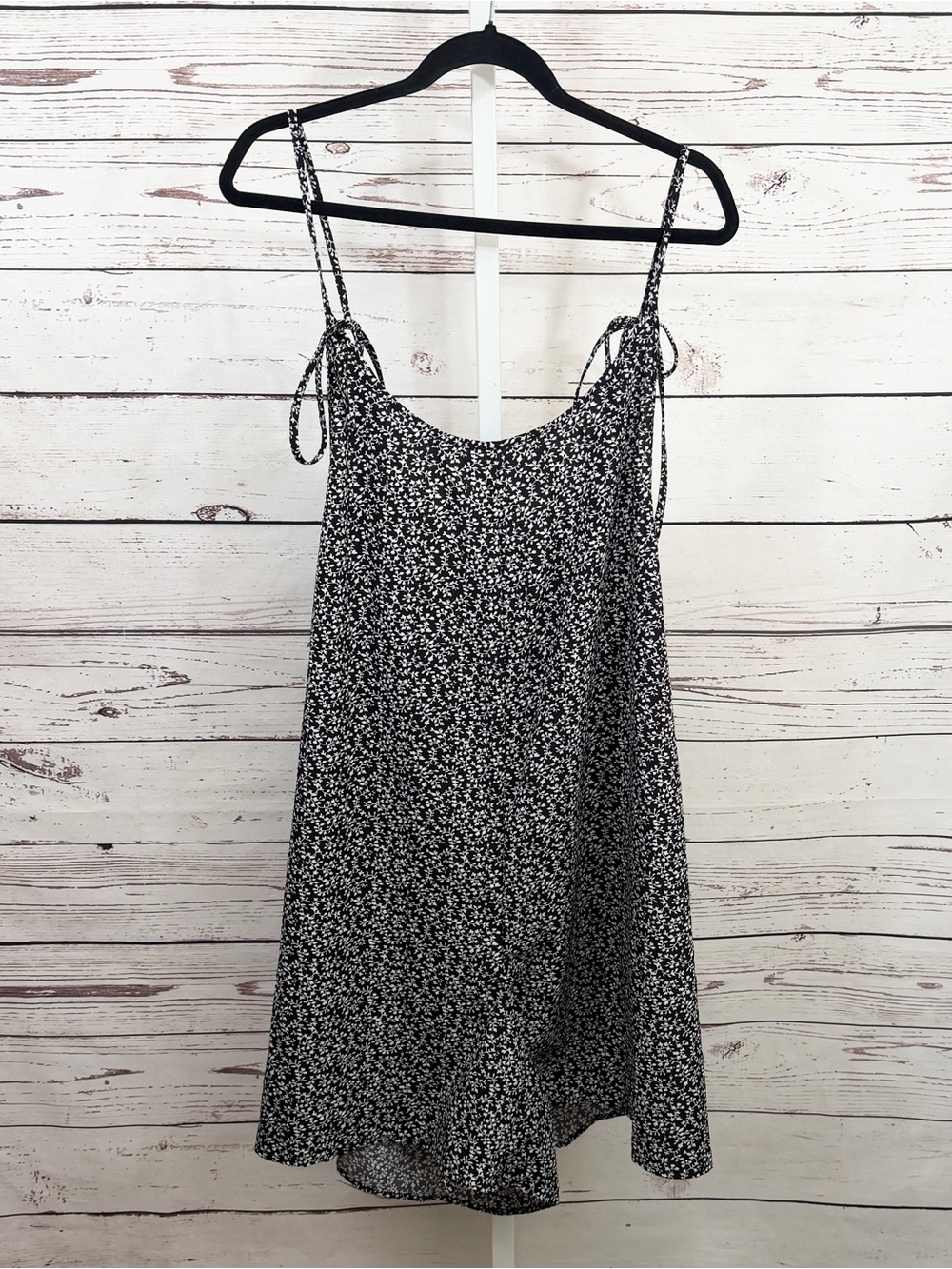 SHEIN Curve Black and White Floral Romper Plus Size 4XL NWOT